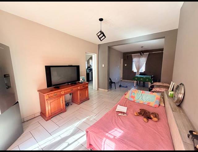 3 BEDROOM HOUSE FOR SALE IN VANDERBIJLPARK CW 6